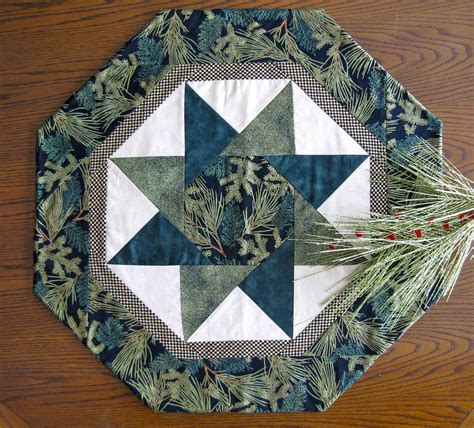 Free Table Topper Patterns