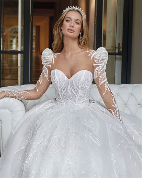 Look Perfect With Lace Ball Gown Wedding Dresses Australia