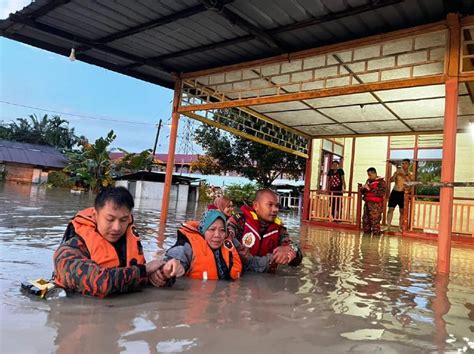 Mangsa Banjir Di Batu Pahat Meningkat Bbc Portal