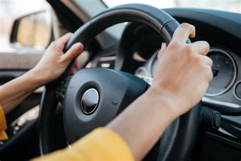 hand positions   steering wheel delaware defensive driving