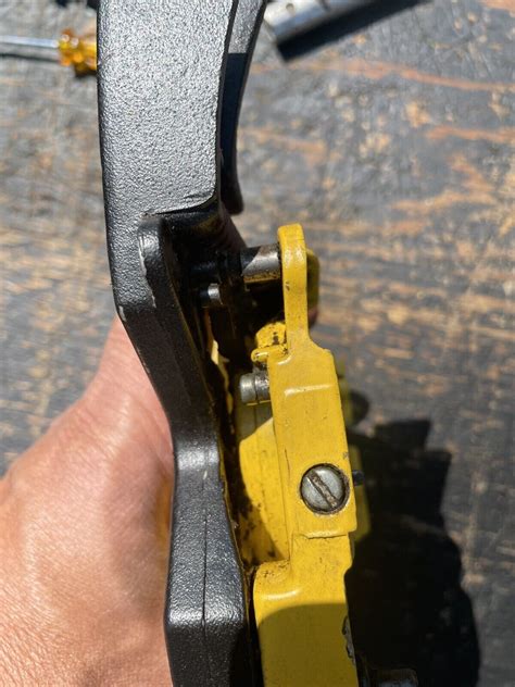 Mcculloch Mac 110 Chainsaw Chain Brake Cover Assembly Part 216416b Ga35