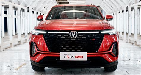 An updated and tech-heavy Changan CS35 Plus makes its debut | VISOR