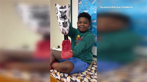 Young fan’s new prosthetic leg features Dak Prescott’s tattoos | FOX 4 ...