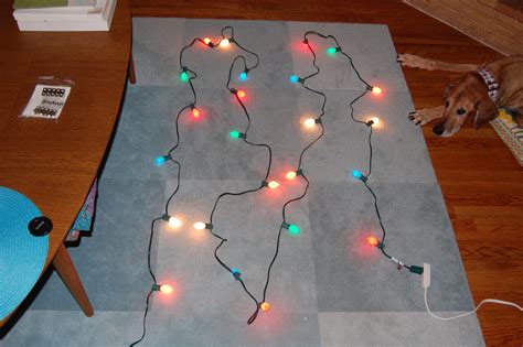 Hanging Christmas Lights Made Easy : 4 Steps (with Pictures) - Instructables