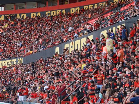 Ibge Aponta Torcida Do Santos Entre As Maiores Do Pa S Mas Clube