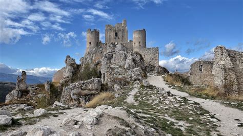 Castle Of Rocca Calascio Photos, Download The BEST Free Castle Of Rocca Calascio Stock Photos ...