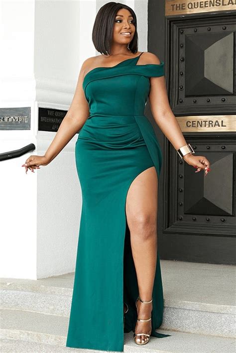 Green Plus Size One Shoulder Thigh High Slit Prom Dress