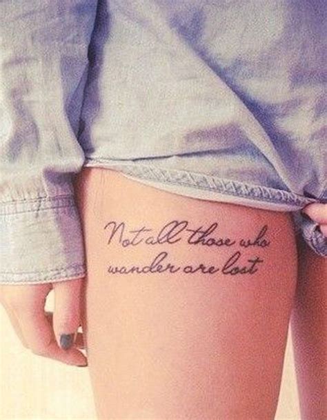 Tatouage Phrase Sur Le Haut De La Cuisse Jolis Messages Se Faire