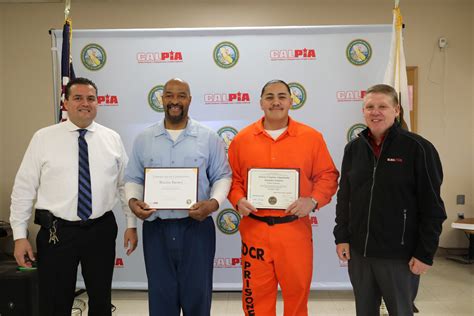 Avenal prison honors CALPIA graduates - Inside CDCR