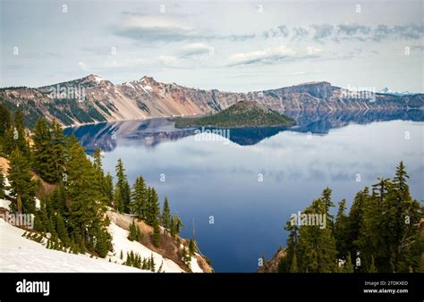 Rim Overlook At Crater Lake National Park In Oregon Usa Stock Photo