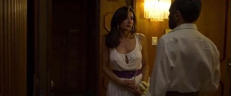 Luisa Ranieri Nuda Scene hot È stata la mano di Dio ItPornIt