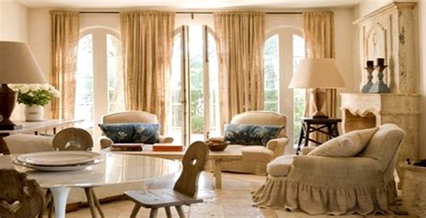 5 Tall Window Treatment Ideas For Tall Windows | Blindsgalore Blog