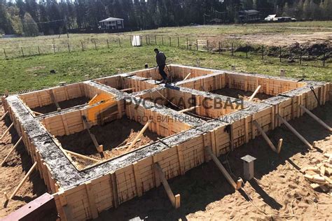 Монтаж свайно-ростверкового фундамента в поселке Петровское - Русская свая