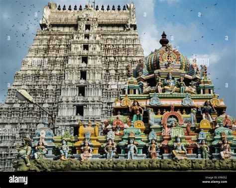 Arunachaleswarar Temple In Tiruvannamalai Tamil Nadu India Stock