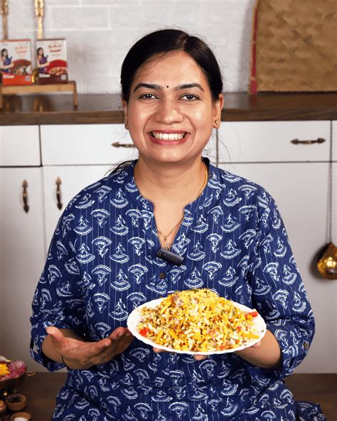 Street Style Chatpatit Oli Bhel Madhura S Recipe