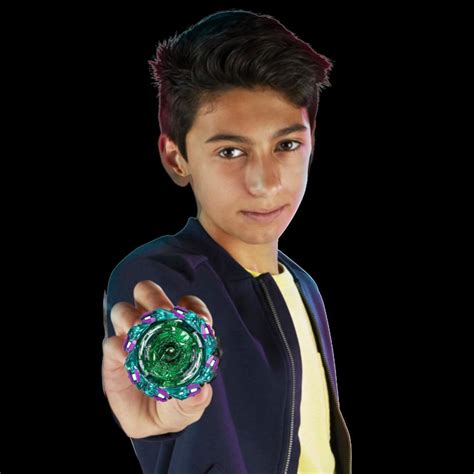 Beyblade Burst Quadstrike Chain Kerbeus K8 Starter Pack Battling Game Toy With Launcher Beyblade