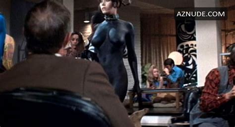BEYOND THE VALLEY OF THE DOLLS NUDE SCENES AZNude