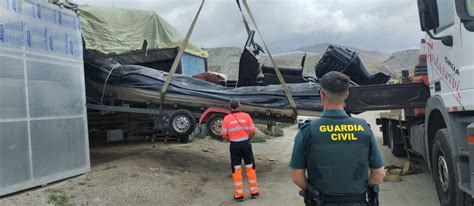 Albu Ol La Guardia Civil Descubre En Un Invernadero Una Narcolancha