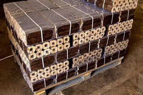 Pini Kay Briquettes – O.P. Holz Impex GmbH