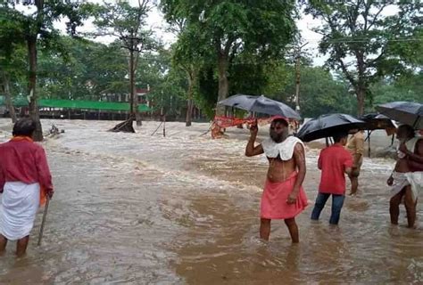 चित्रकूट में लगातार बारिश से बढ़ा मंदाकिनी व बरदहा नदी का जलस्तर हर पल