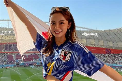 話題の「w杯美女」shonoを独占取材 人生を変えた“ドーハの5秒”の大反響を語る（写真10） デイリー新潮