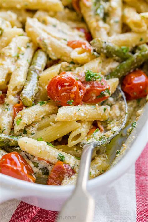 Creamy Baked Feta Pasta Video