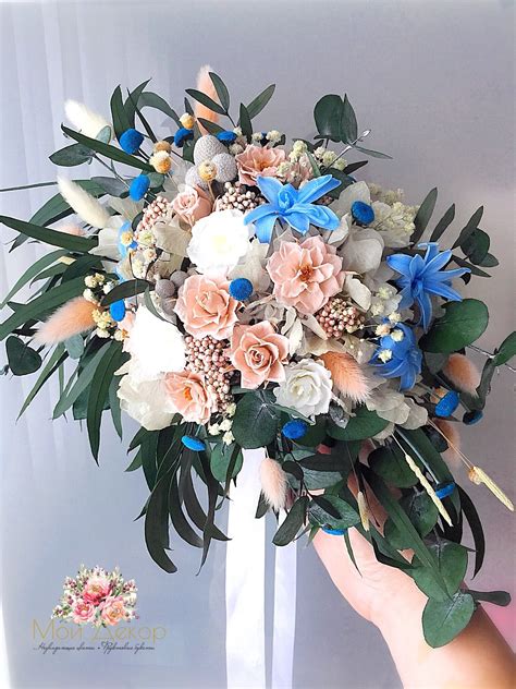 Букет невесты из стабилизированных цветов | Floral wreath, Floral ...