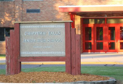 Chi Hi's 2016-17 first semester honor roll | Local | chippewa.com