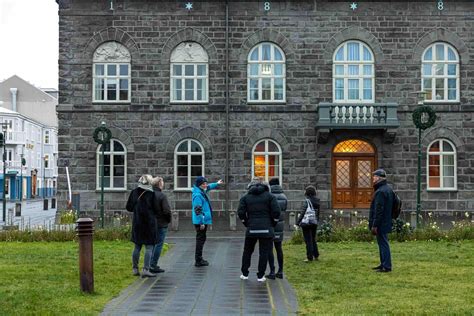 Private Reykjavik City & Architecture Tour | Discover Iceland Design