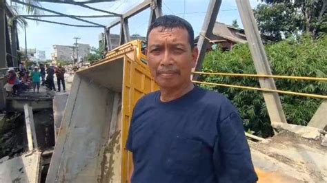 Warga Kaget Dengar Dentuman Keras Saat Jembatan Sei Air Tenang Di