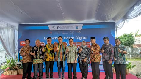 Dorong UMKM Masuk Platform Digital Wamendag Resmikan Warung Digital Di