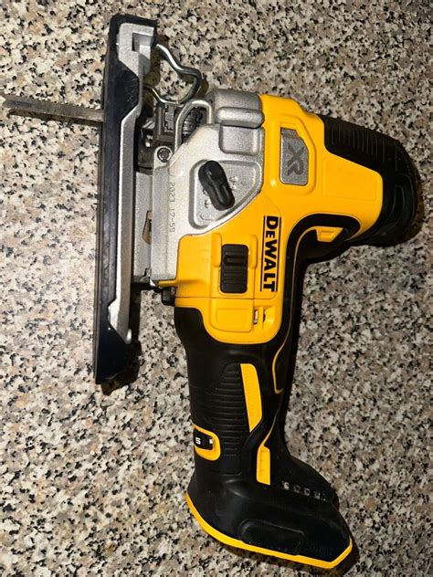 Dewalt Dcs N V Xr Brushless Grip Jigsaw Body Only