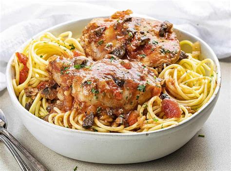 Slow Cooker Chicken Cacciatore - I Am Homesteader