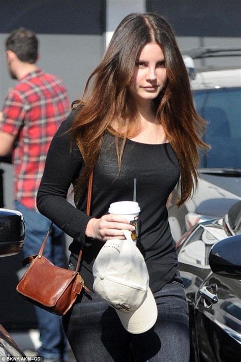 Lana Del Rey Seen Getting Her Hair Done At Celeb Hot Spot Meche Salon