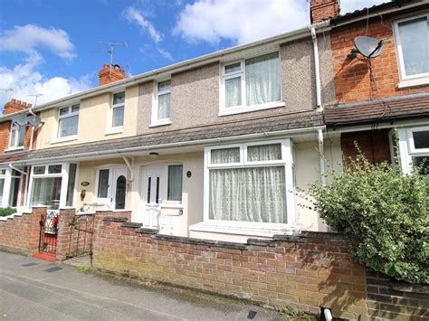 3 Bed Terraced House For Sale In Tydeman Street Gorse Hill Swindon