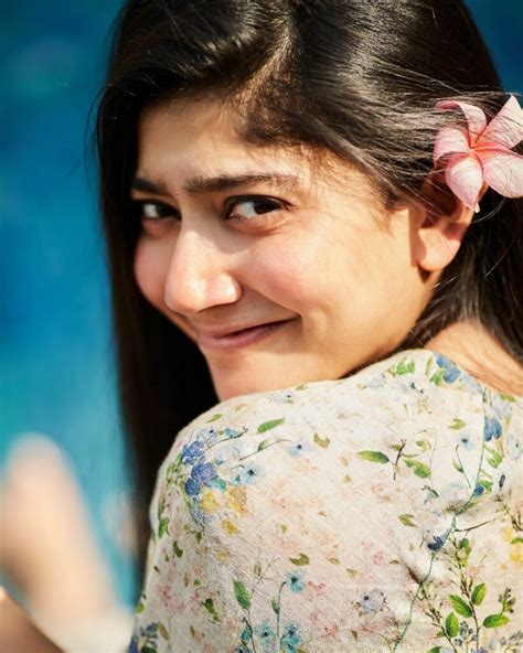 Pic Talk: Sai Pallavi Embraces Her Natural Look