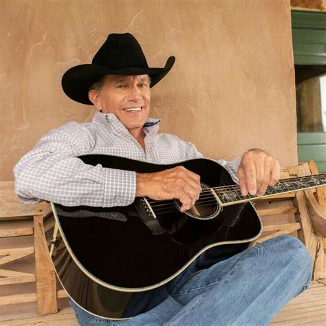 The enormous fortune of George Strait. - Golden Music