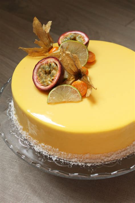 Passionn Ment Exotique Entremets Mousse Vanille Passion Brunoise D