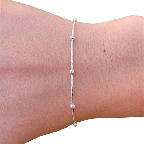 Pulseira Feminina Laminada Bolinhas Prata Leg Tima Hakuna Joias