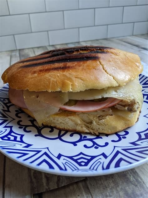 Slow Cooker Cuban Sandwich