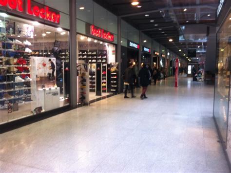 Centre Commercial Saint Lazare Magasins Horaires Boutiques Autour