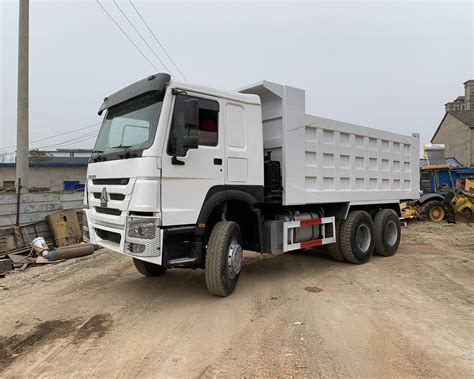 Second Hand Used Sinotruk Dumper HOWO 6X4 371HP Tipper Dump Truck 8X4