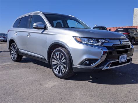 Pre Owned Mitsubishi Outlander Se Wd Sport Utility