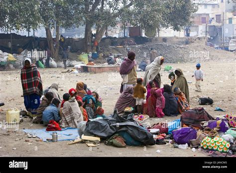 India Delhi Old Delhi Slums People Poverty Stock Photo Alamy
