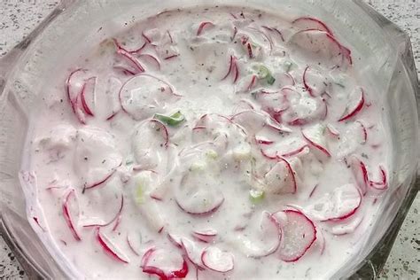 Radish Salad with Yogurt Dressing