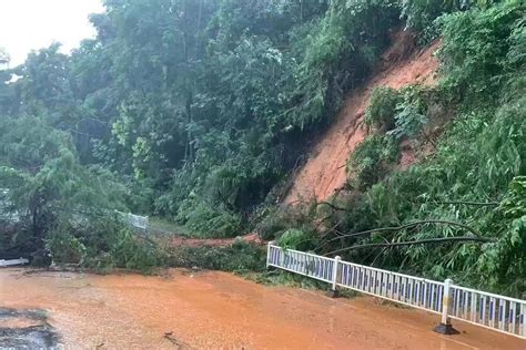 暴雨，梧州多地洪涝内涝 山体塌方，雨还要继续下 影响 长发镇 瓢泼大雨