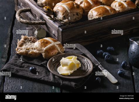 Hot Cross Buns Stock Photo Alamy
