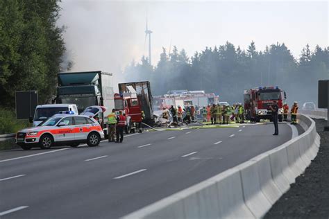 A9 Münchberg Gefrees Vor fünf Jahren 18 Menschen sterben bei Bus