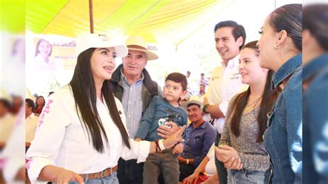 En Tlalpujahua Ratifica Araceli Saucedo Su Compromiso Con Las Y Los