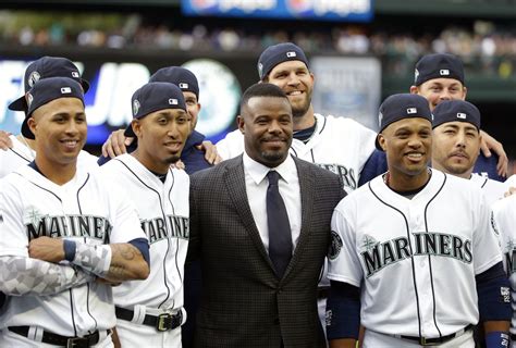 Ken Griffey Jr Says Frank Thomas Made Him Wear His Hall Of Fame Hat